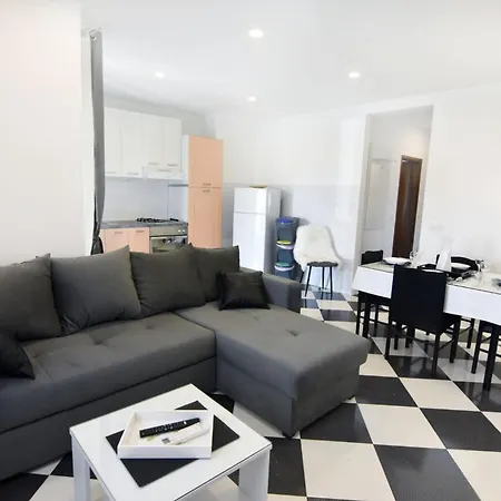 Stylish Renovated Vacation Flat With Terrace * Umag