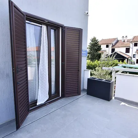 アパート Stylish Renovated Vacation Flat With Terrace ウマグ